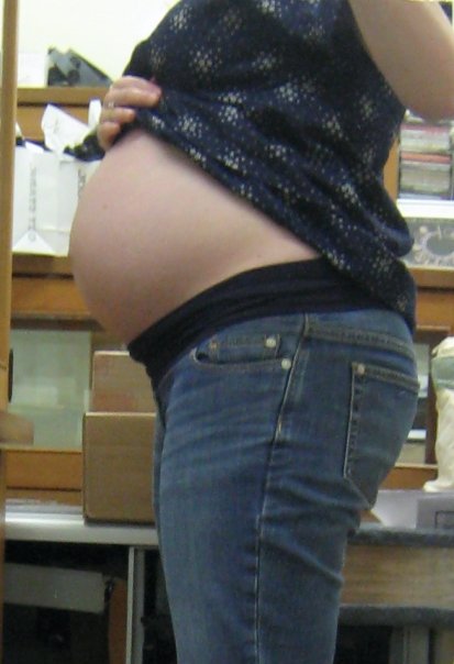 30 weeks pregnant. Your pregnancy: 30 weeks